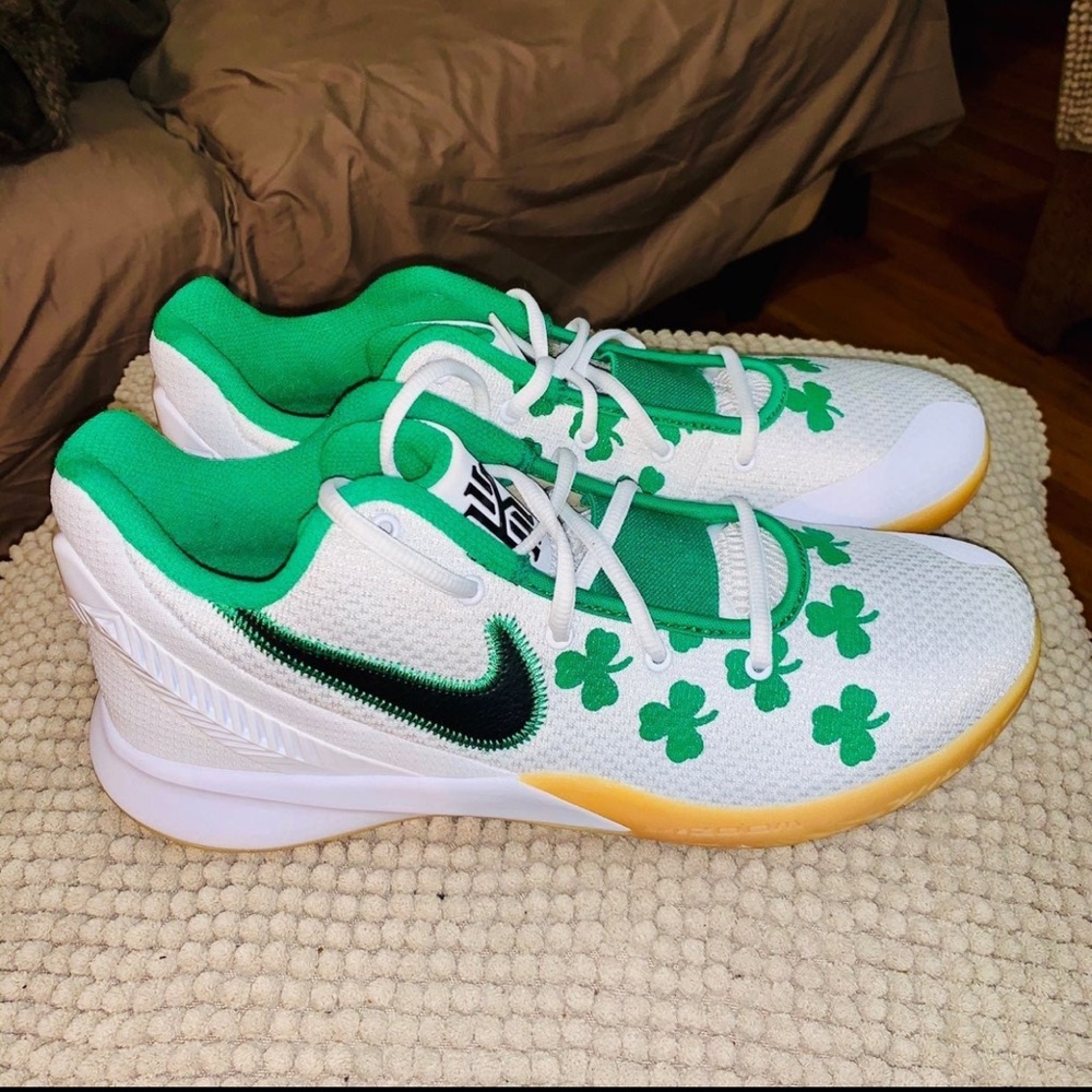 Nike Kyrie flytrap 2 Celtics - Picture 4 of 6